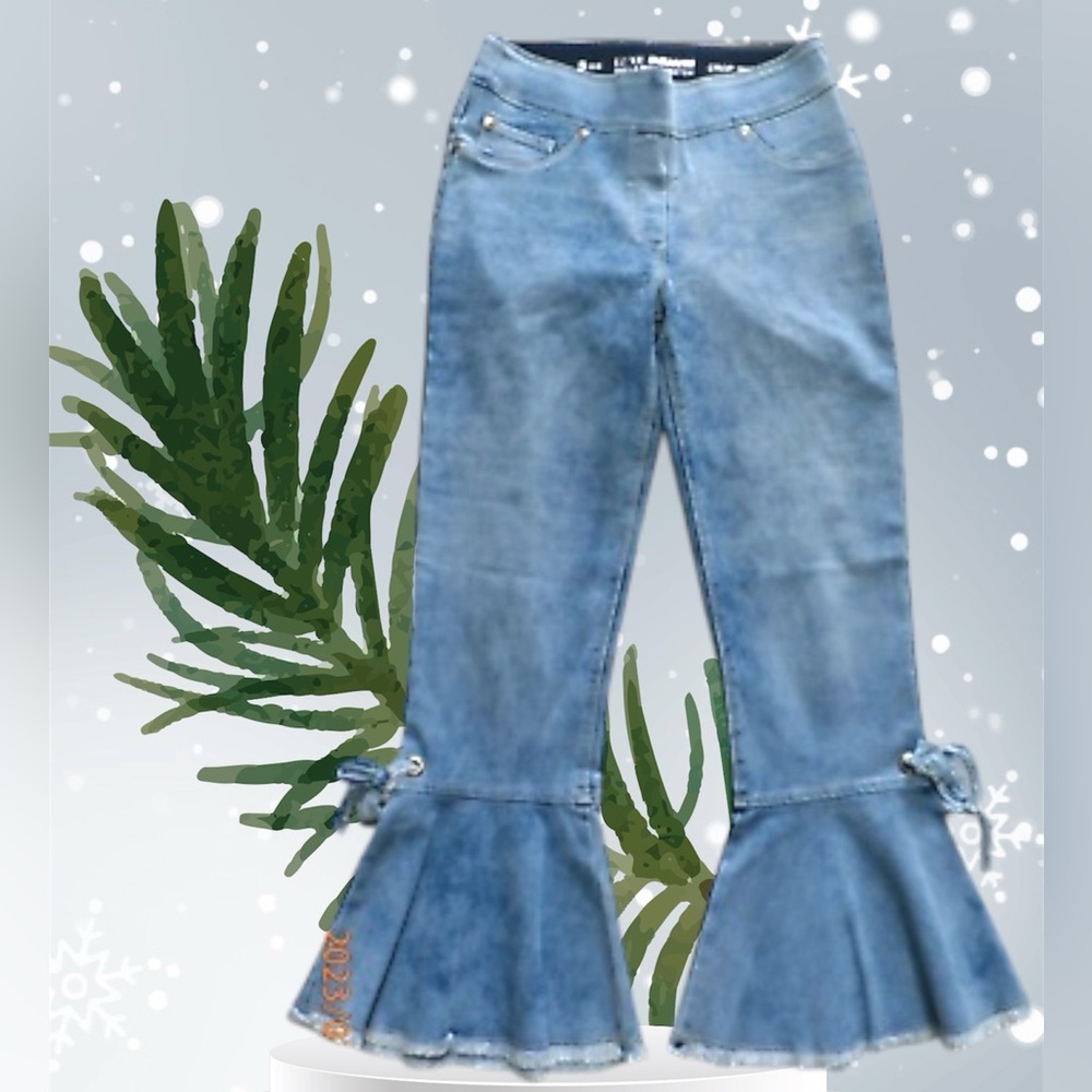 EUC Luxe Pantacourt Cropped Flare-leg Jeans. Pull-on. SZ L. 360 4-Way Stretch.